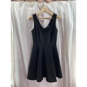 Lulus Black Fit and Flare Dress V Neck Sleeveless Party Cocktail Medium